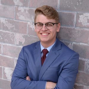 Meet your Posher, Alex